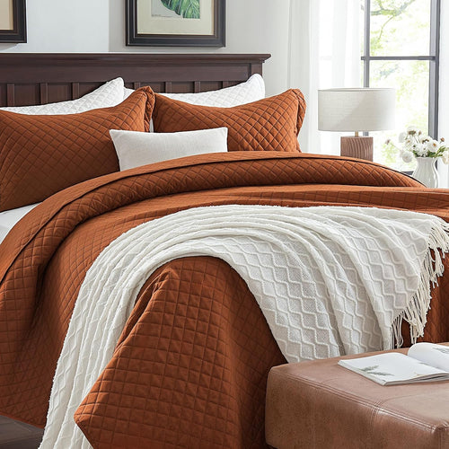 King Quilt Bedding Set, Lightweight Bedspreads,Brunt Orange | Soft Coverlet with 2 Pillow Shams,Morden Style Quilts for All Season,Suitable for Bed,Couch,Bedroom,Guest Room,106"X96"